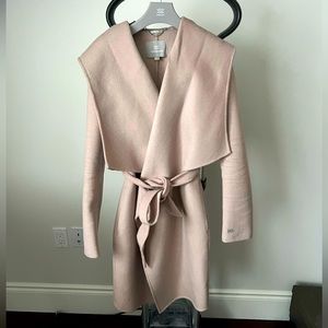 Women’s Soia & Kyo Bridgette-N coat in mauve, size XS. Excellent condition.